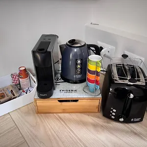 https://almond-apartament-new-independent-apartment.taorminaitalyhotels.com